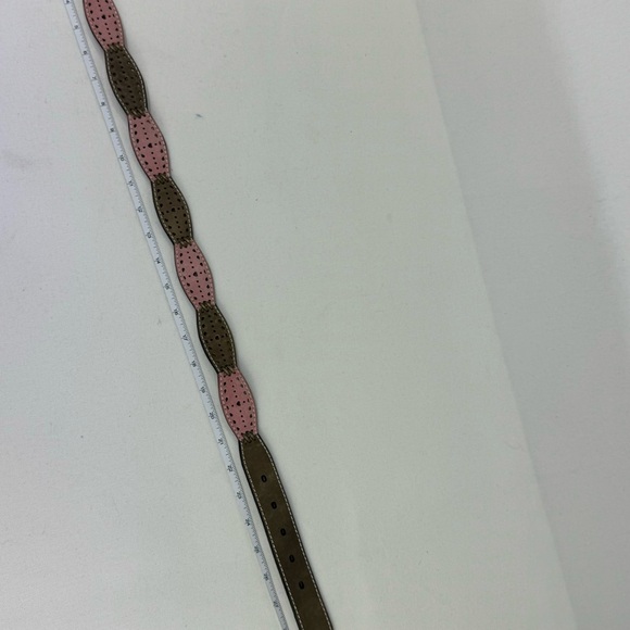 Ariat pink and brown leather laser cut out hearts belt limited edition buckle - Picture 10 of 12